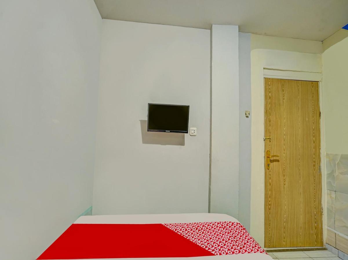 Oyo 90161 Hotel Lendosis Pipa Reja Angkatan 66 Палембанг Екстер'єр фото